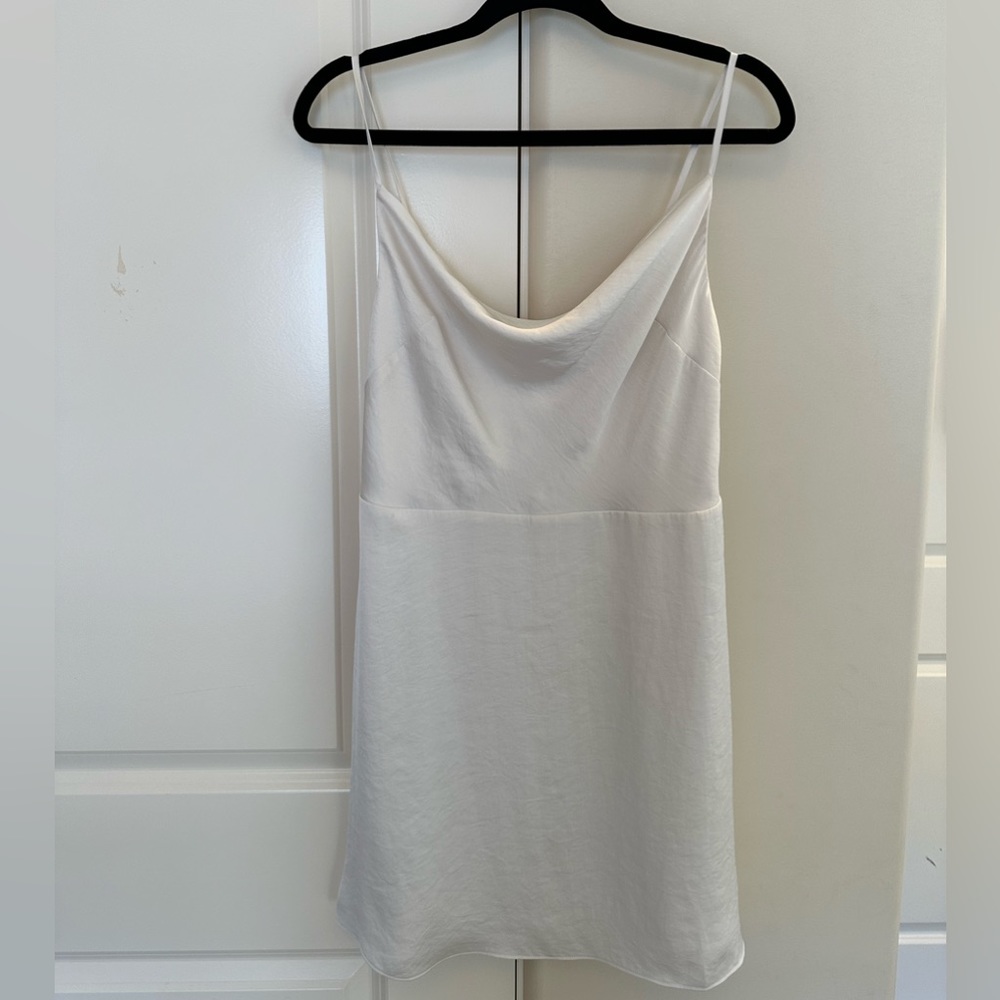 Women’s Aritzia Sunday Best Mini Dress Size M